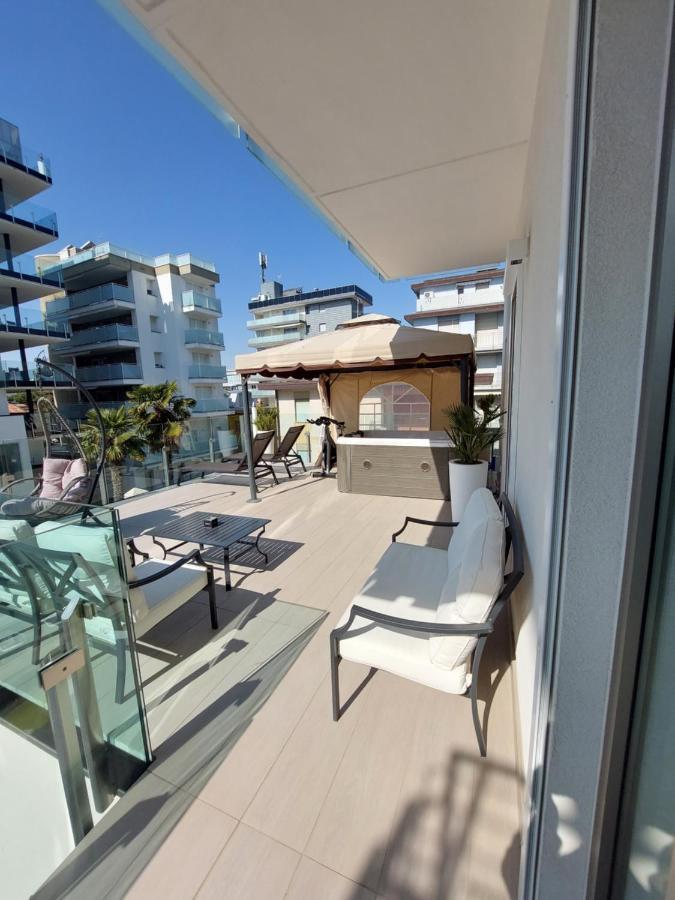 Hotel Rossini 4S Lignano Sabbiadoro Exterior foto