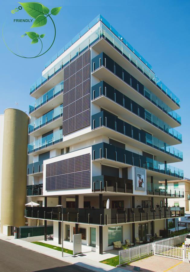 Hotel Rossini 4S Lignano Sabbiadoro Exterior foto